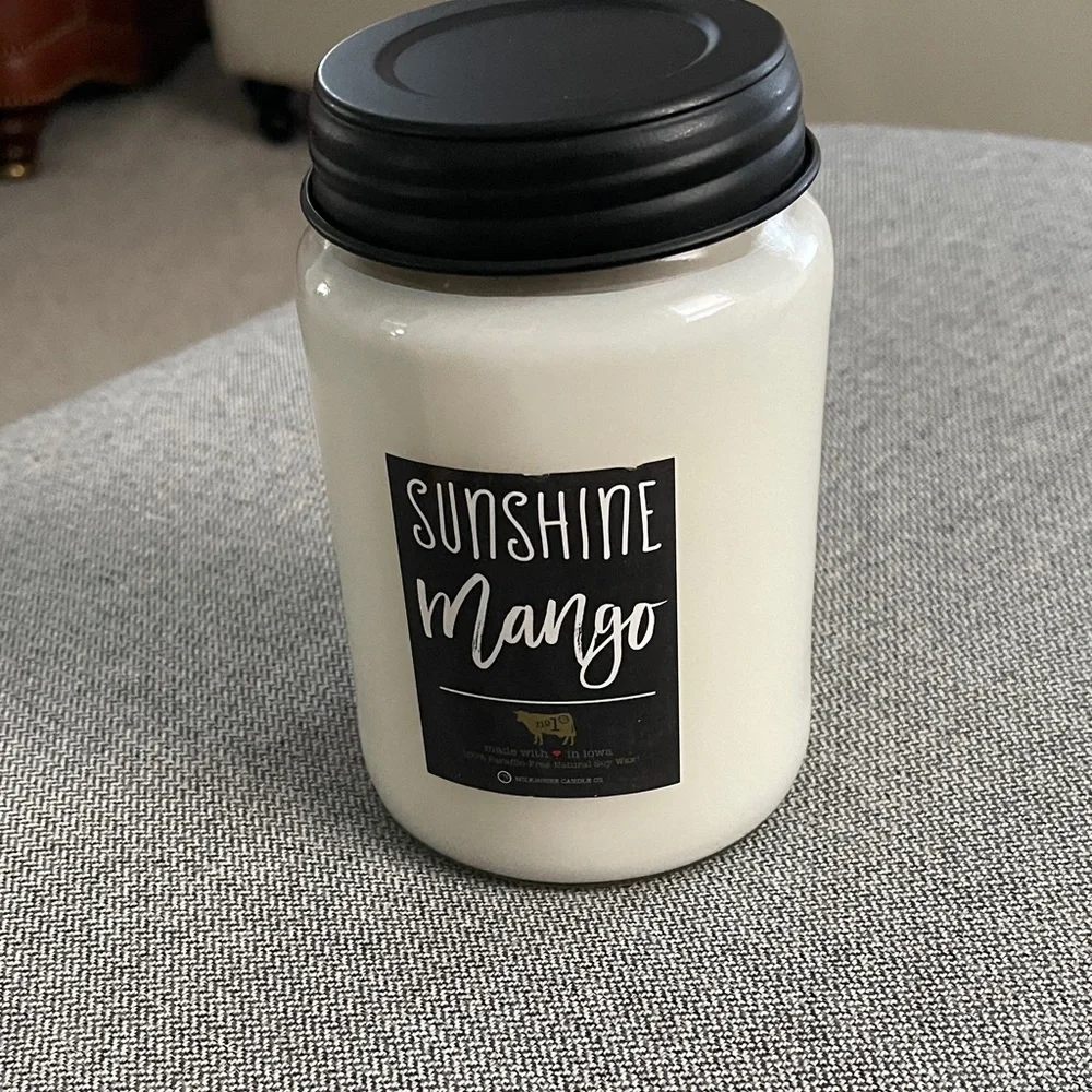Milkhouse Candle Co. Farmhouse Jar Candle Sunshine 🌞 Mango 🥭